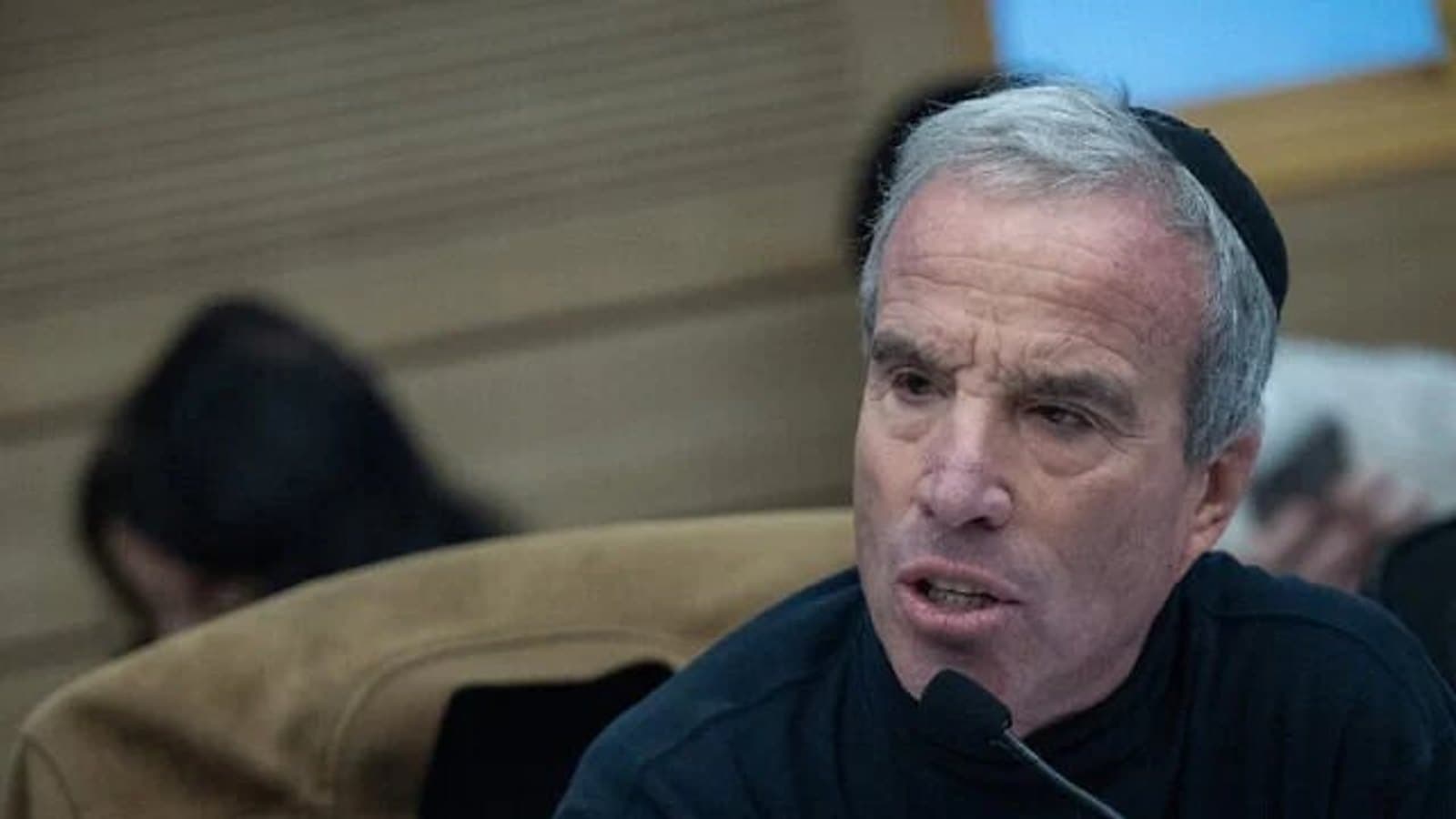 MK Elazar Stern speaking at a Knesset committee. File photograph.